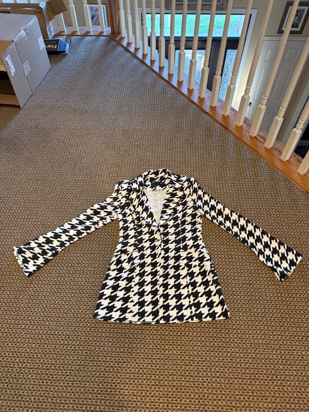 ASOS Houndstooth jacket size 4